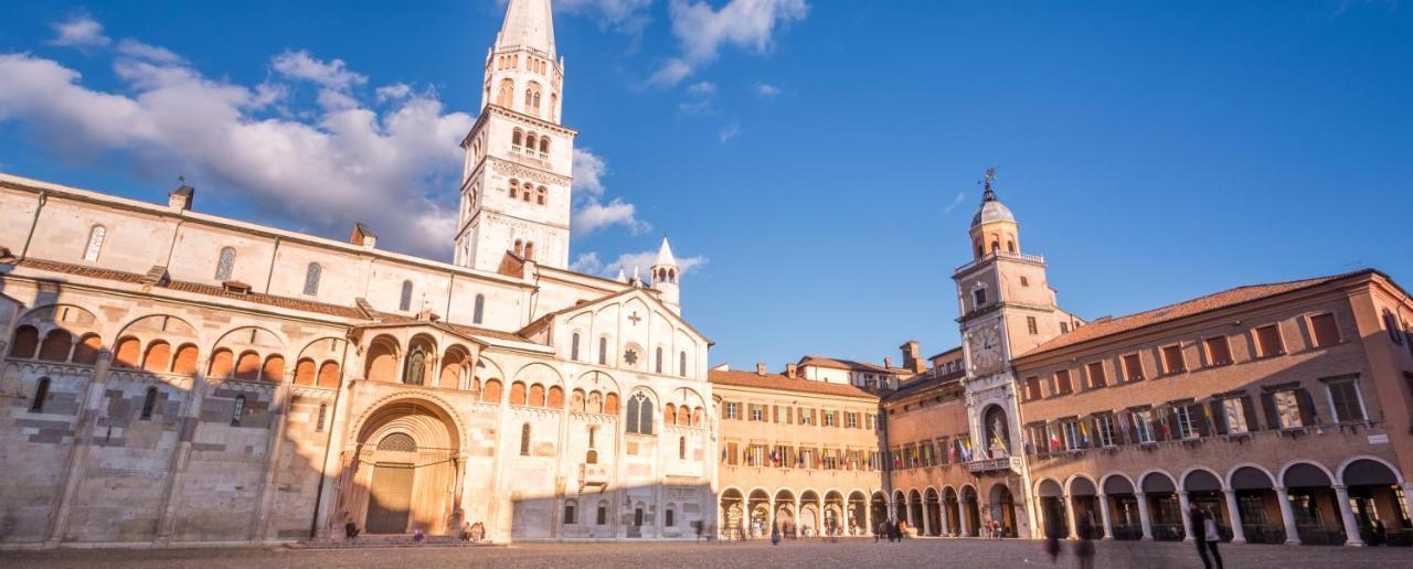 Luxury Apartment Next To The Francescana Modena Exterior photo