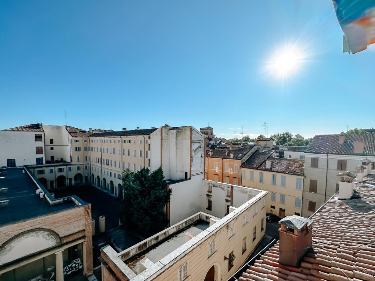 Luxury Apartment Next To The Francescana Modena Exterior photo